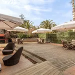 Exquisite Studio In Historic Mansion In Beylerbeyi
